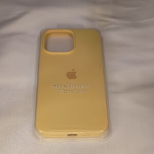 Apple iPhone 14 Pro Max Silicone Case - Soft Yellow